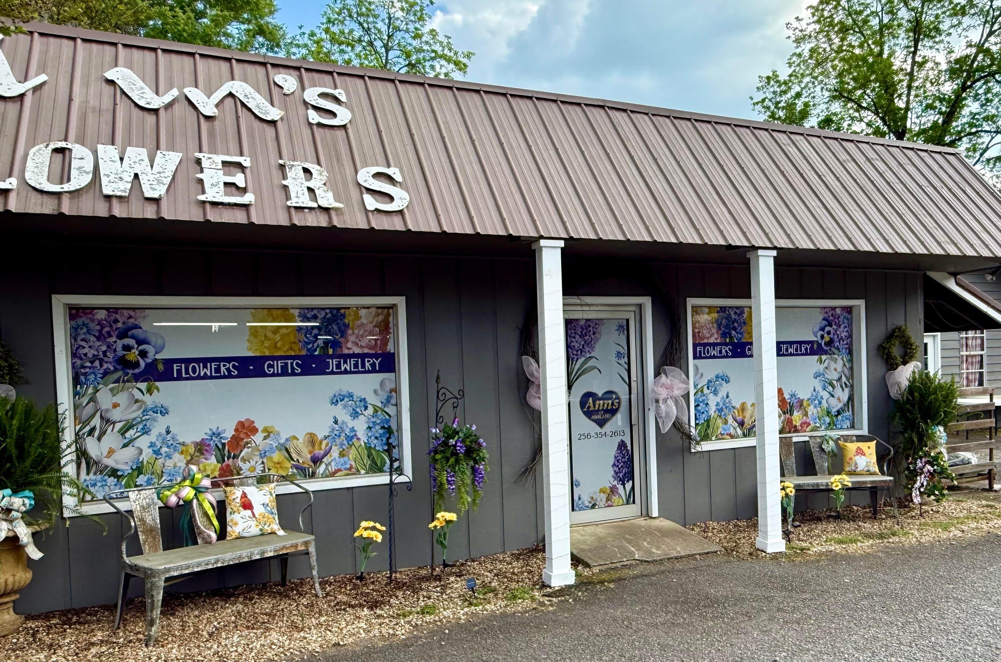 Ann's Flowers & Gifts of Ashland storefront